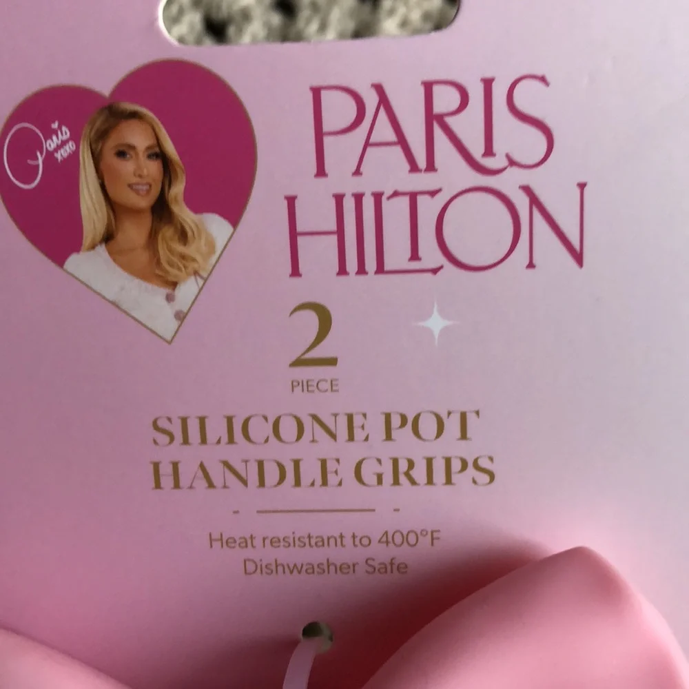 Paris Hilton Pink Silicone Bow Silicone Pot Handle Grips, 2-Pack